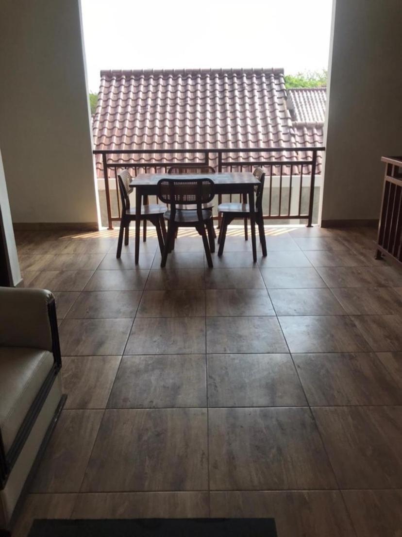 Villa Makmur Kerobokan Екстериор снимка