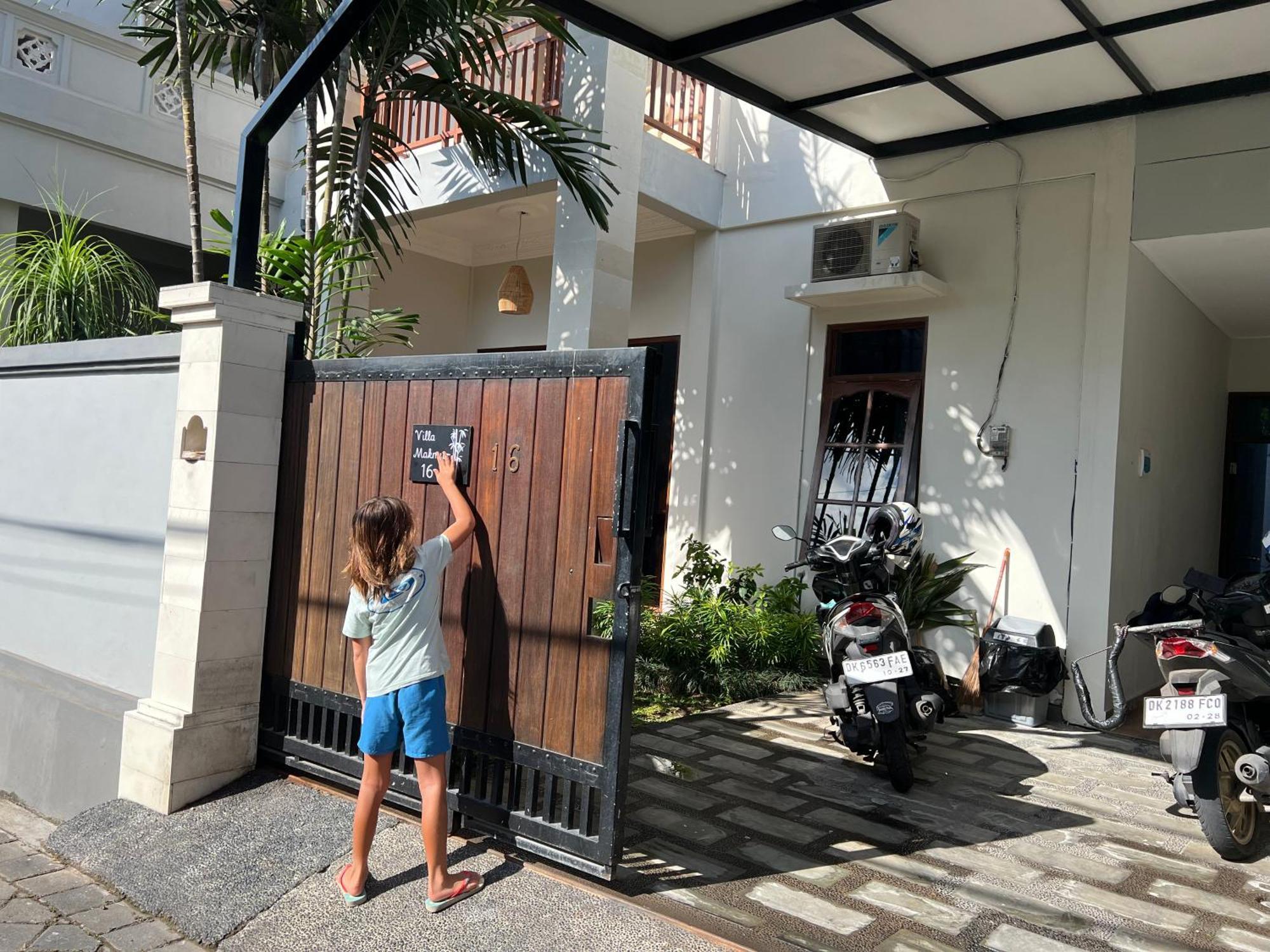 Villa Makmur Kerobokan Екстериор снимка